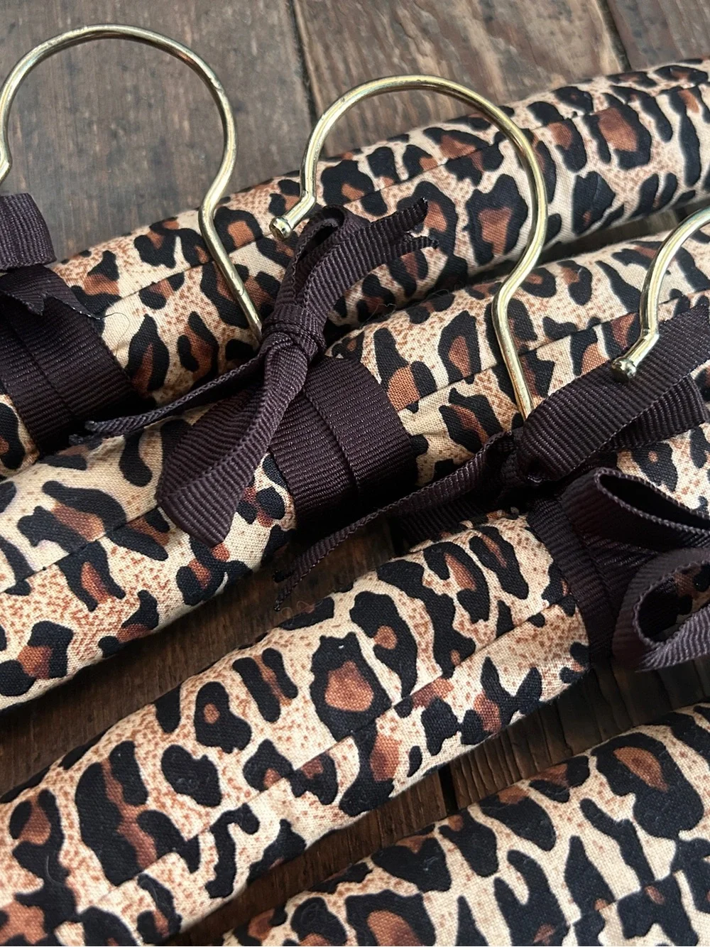 Leopard Print Padded Covered Hangers Set with Gold Hooks 4pc